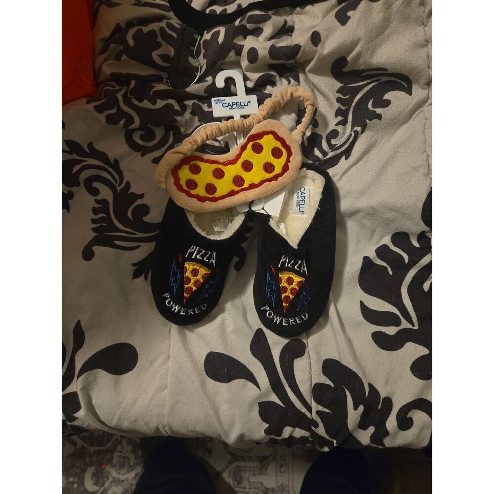 Capelli New York Pizza Powered Slipper and Eye Mask Set